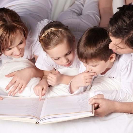 Des idées pour bonifier la routine de lecture avec vos enfants | Article de blogue de Kaleido