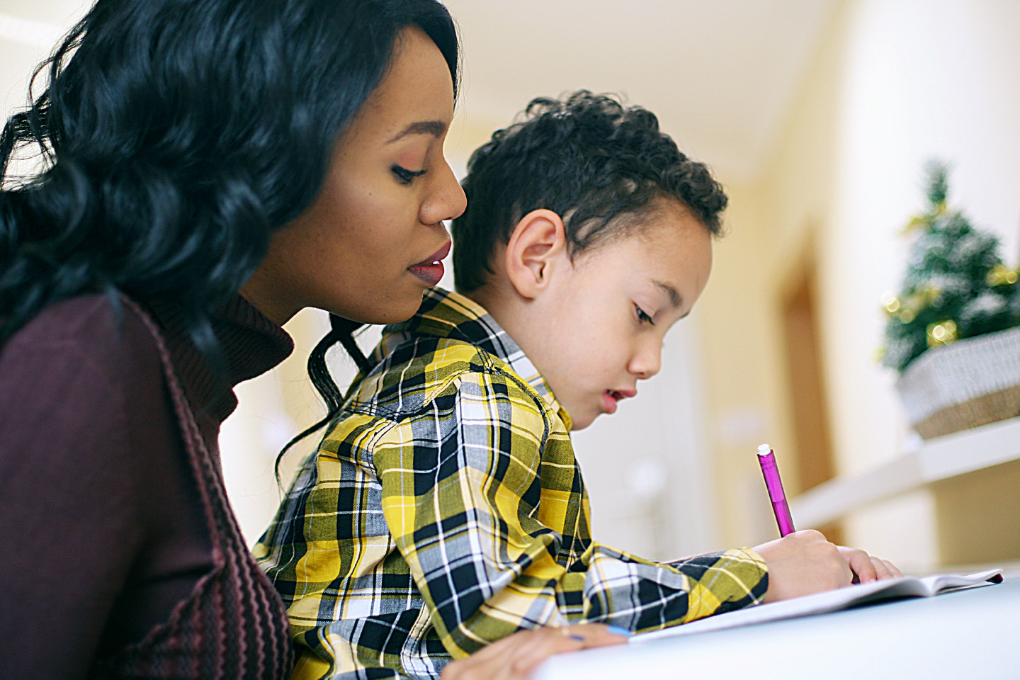 Accompagner son enfant ayant un retard scolaire | Article de blogue de Kaleido