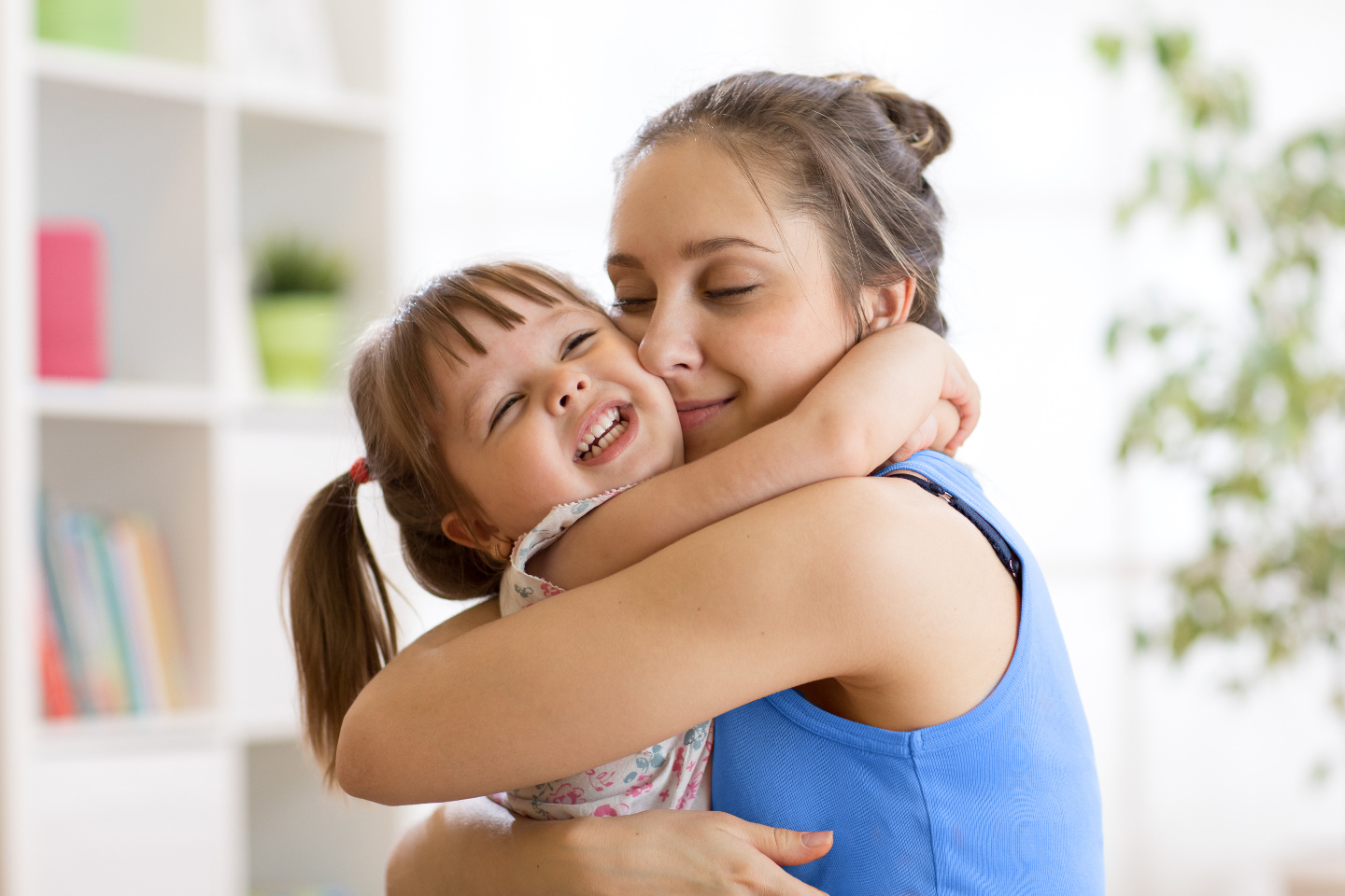 A “Buy Nothing” Year as a Mom? Challenge Accepted! | Kaleido Blog Article